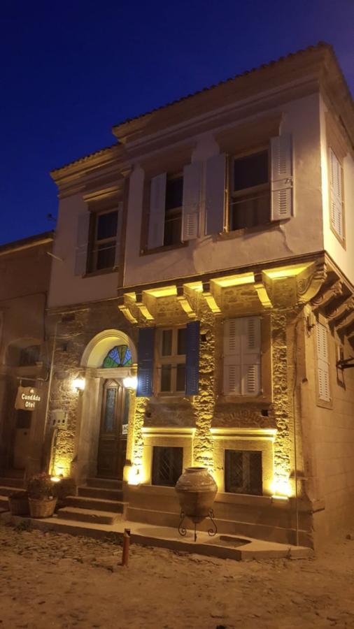 Cundada Hotel Айвалик Екстер'єр фото